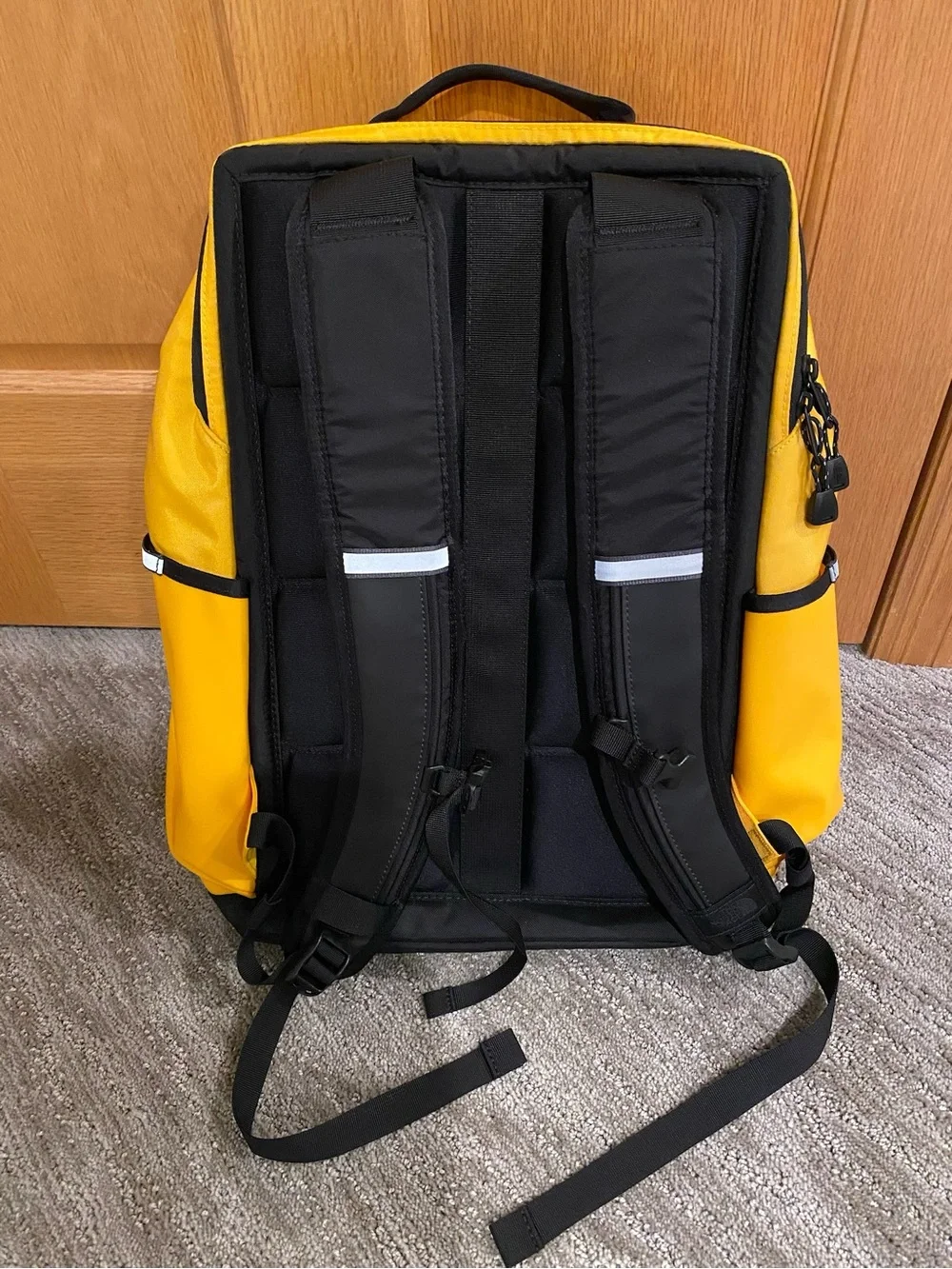 NWT The North Face Base Camp Day Backpack Summit Gold/TNF Black